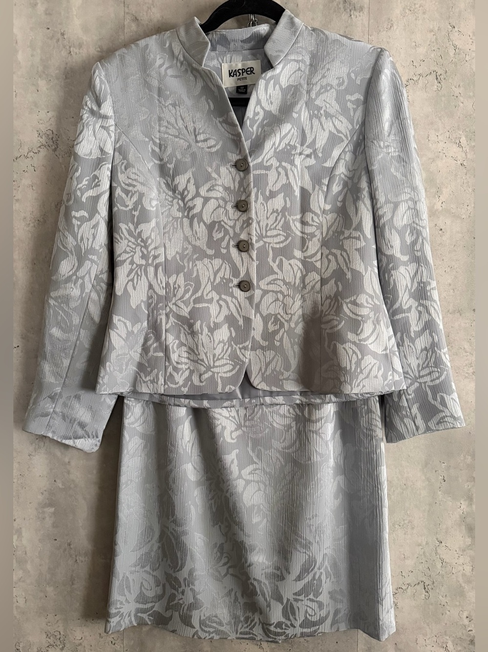 Kasper Petite 2Pc Silver Ice Blue Floral Skirt Suit Set Size 4P Formal Wedding